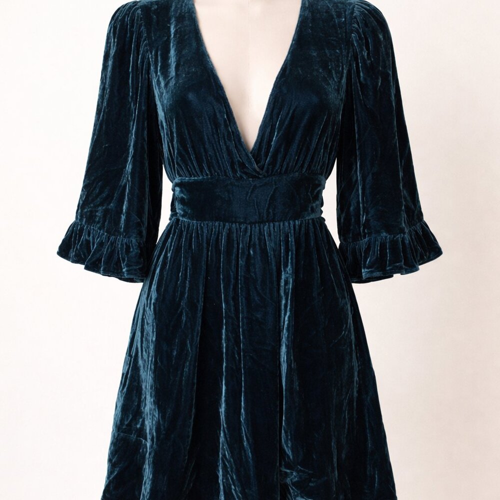 Betsey Johnson Velvet Blue Bell Sleeve Tie Bambi Teal Dress